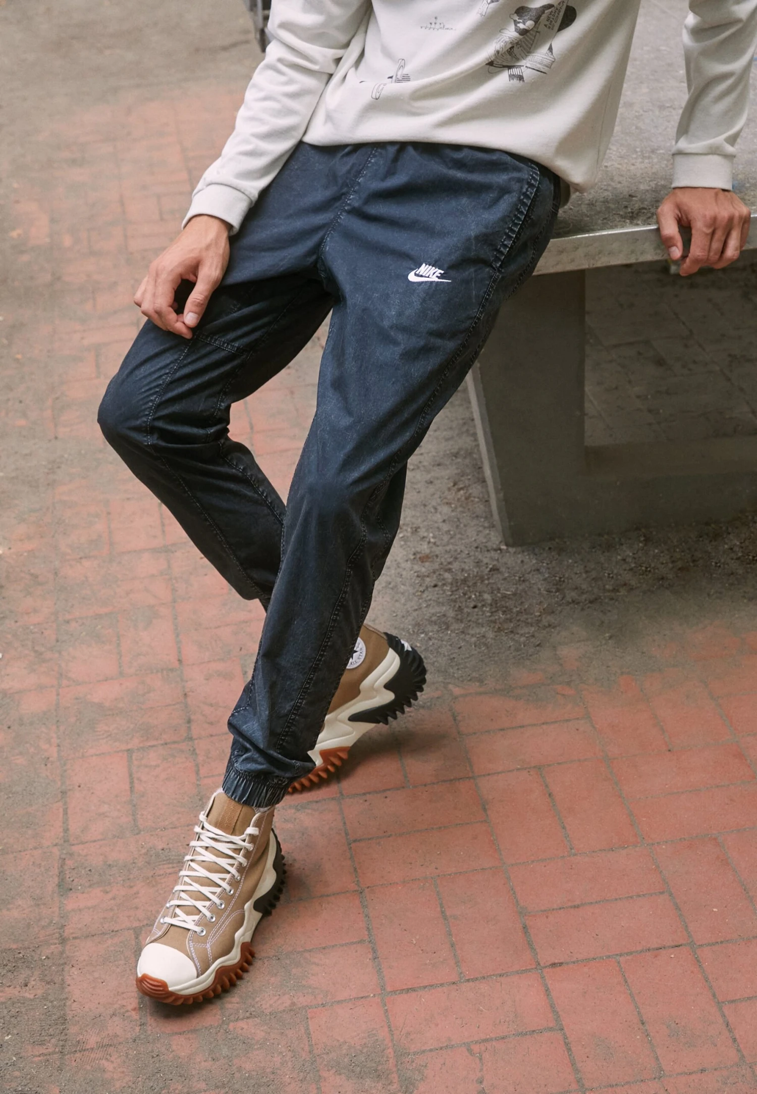 Nike Sportswear Club - Trainingsbroek - Black/White 1 Nike Sportswear Club - Trainingsbroek - Black/White