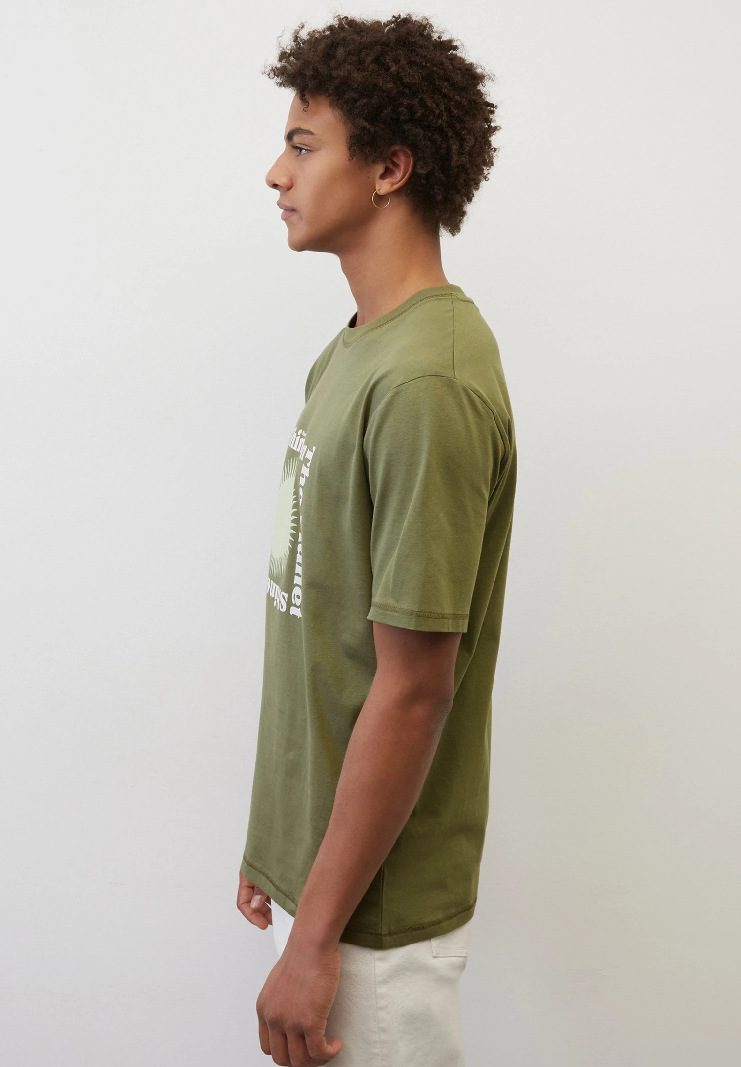Marc O'Polo Regular Aus Softer- T-Shirt Print - Olive 4 Marc O'Polo Regular Aus Softer- T-Shirt Print - Olive - Afbeelding 4