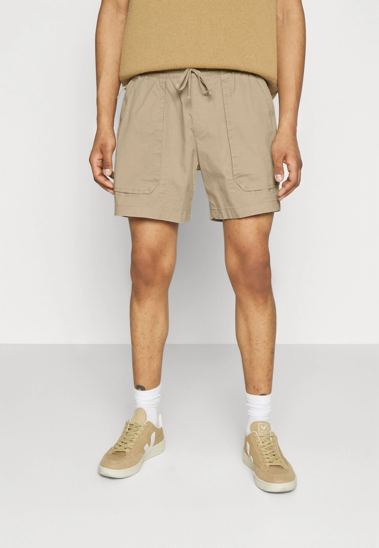 Abercrombie & Fitch Shorts - Light Khaki 1 Abercrombie & Fitch Shorts - Light Khaki
