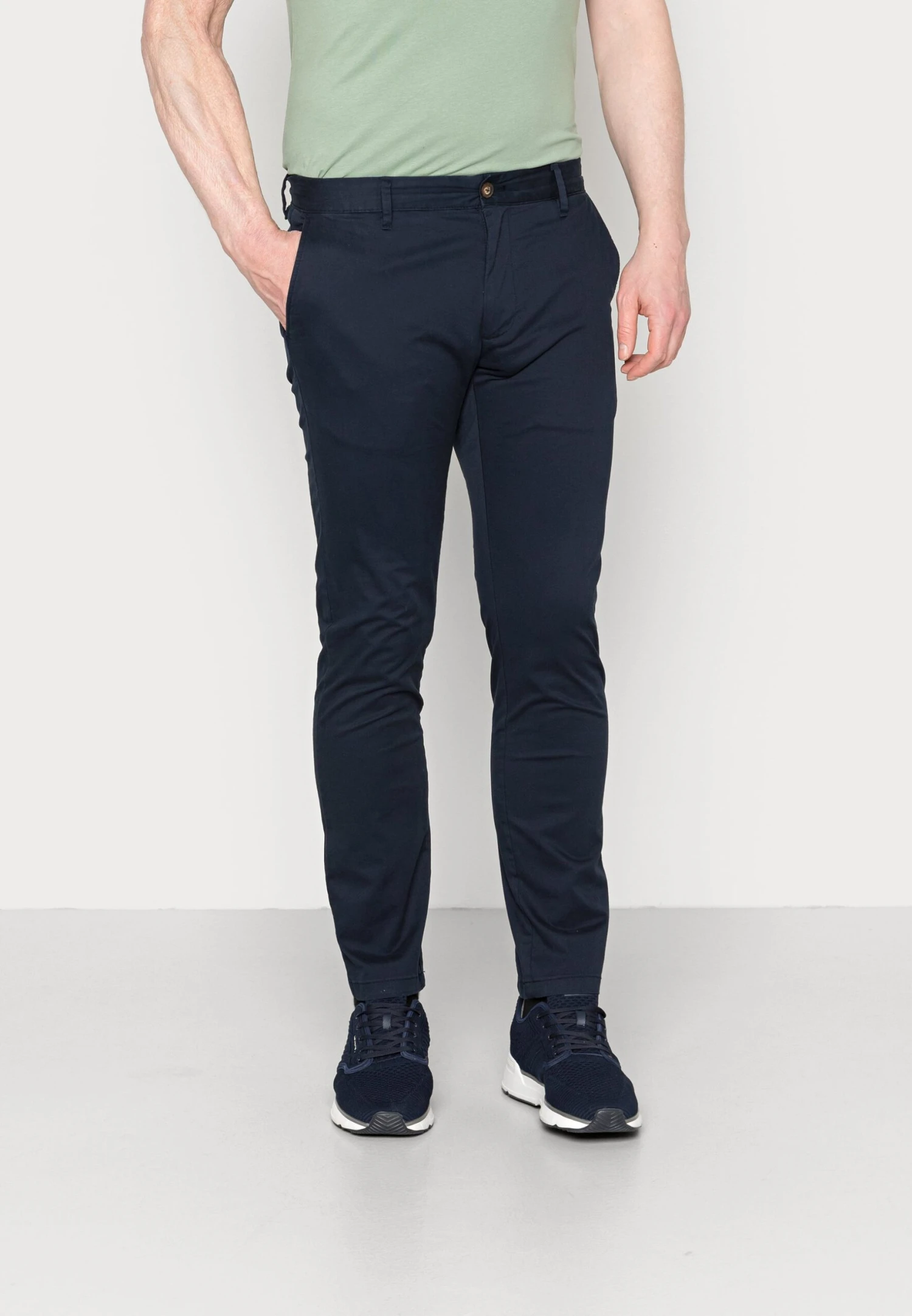 S.Oliver Chino - Tiefblau 1 S.Oliver Chino - Tiefblau
