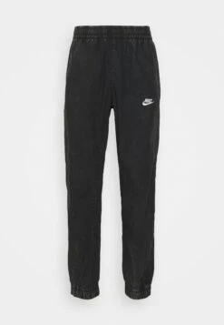 Nike Sportswear Club - Trainingsbroek - Black/White 12 Nike Sportswear Club - Trainingsbroek - Black/White -Next Verkoopwinkel d0e18cc8c8de4cbc8560d4c7cb68e9e5