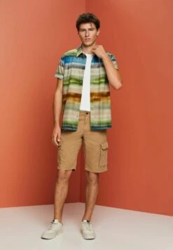 ESPRIT Shorts - Khaki Beige 13 ESPRIT Shorts - Khaki Beige -Next Verkoopwinkel d1a65e8f547240e5b33bf7dfb7d4ba4f