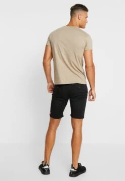 Alpha Industries Kerosene - Shorts - Black 8 Alpha Industries Kerosene - Shorts - Black -Next Verkoopwinkel d362605ed9c549cfa3880180a750a93d