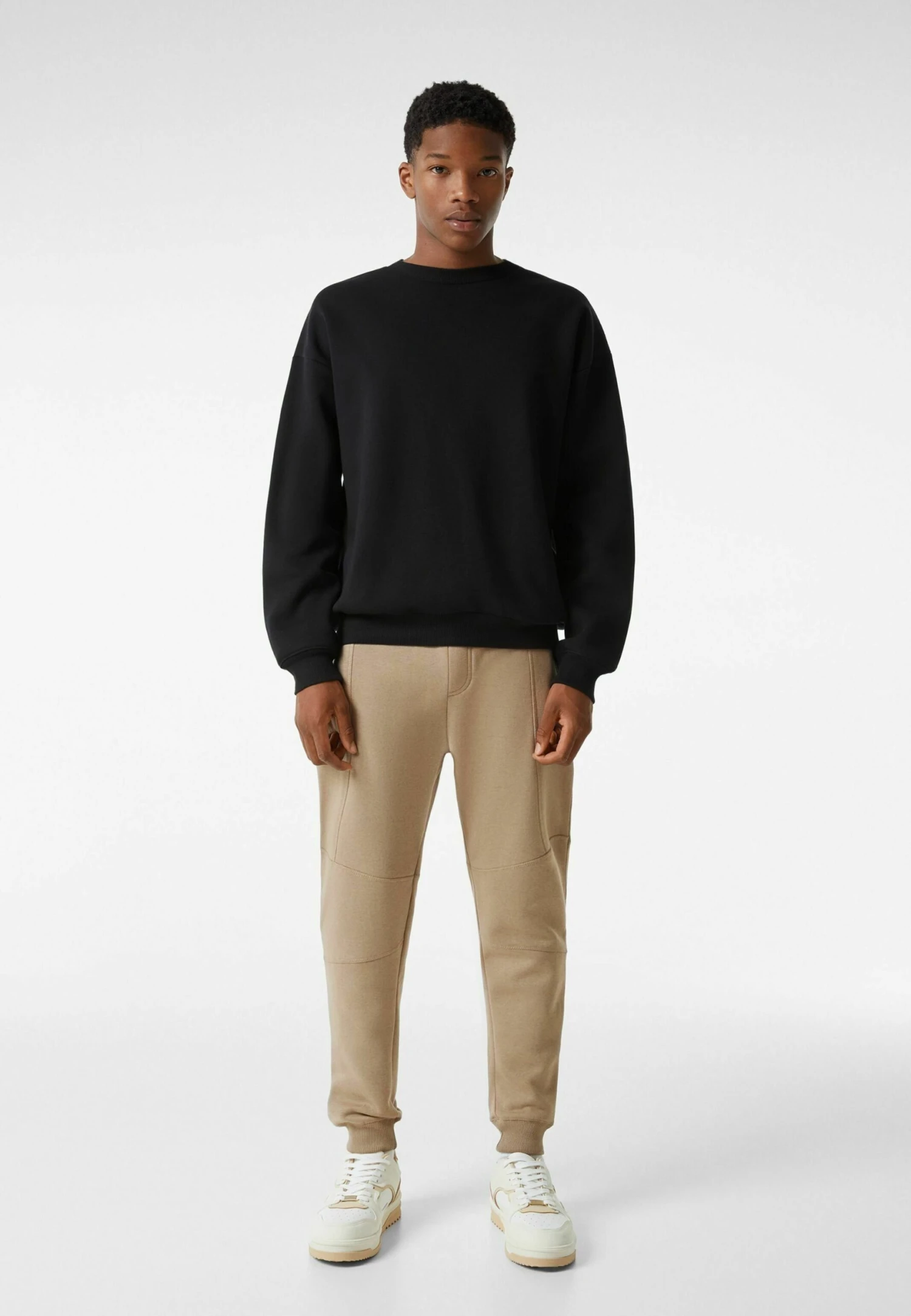 BERSHKA Plush Seams - Trainingsbroek - Camel 2 BERSHKA Plush Seams - Trainingsbroek - Camel - Afbeelding 2