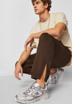 URBAN CLASSICS Sweatpants Sp - Trainingsbroek - Brown 15 URBAN CLASSICS Sweatpants Sp - Trainingsbroek - Brown -Next Verkoopwinkel df4f1e922564474ab7733fd5b4da4e4e