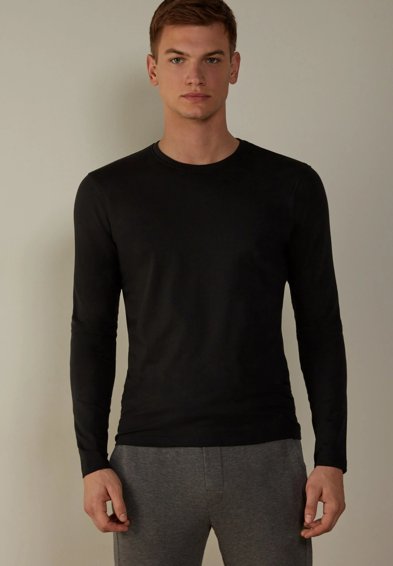 Intimissimi Longsleeve - Black 1 Intimissimi Longsleeve - Black