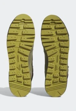 Adidas TERREX Terrex Snowpitch Cold Rdy Traxion - Outdoorschoenen - Focus Olive Core Black Pulse Olive -Next Verkoopwinkel e804326cb83d4472a4fb714cb64bf224