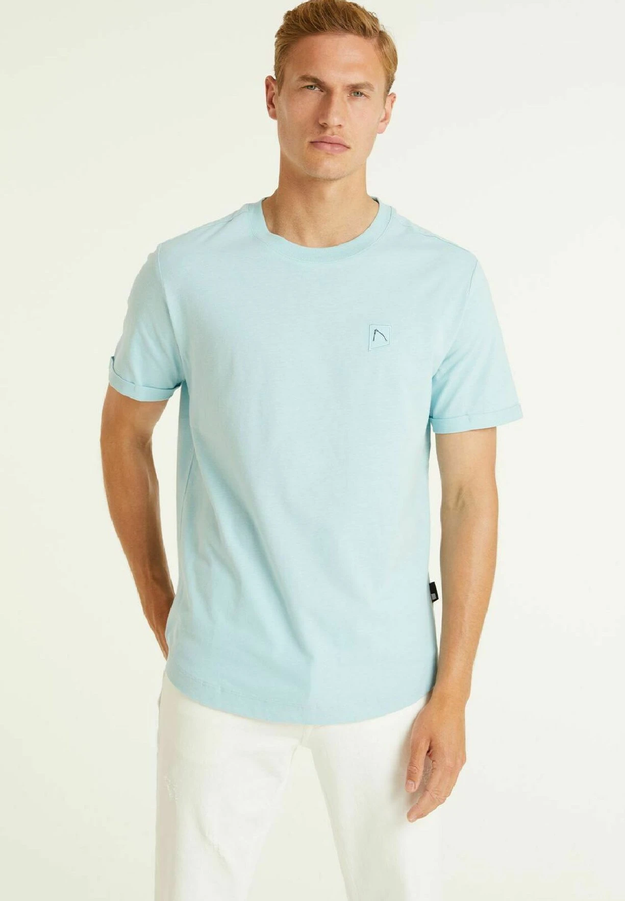 Brody - T-Shirt Basic - Light Blue 1 Brody - T-Shirt Basic - Light Blue