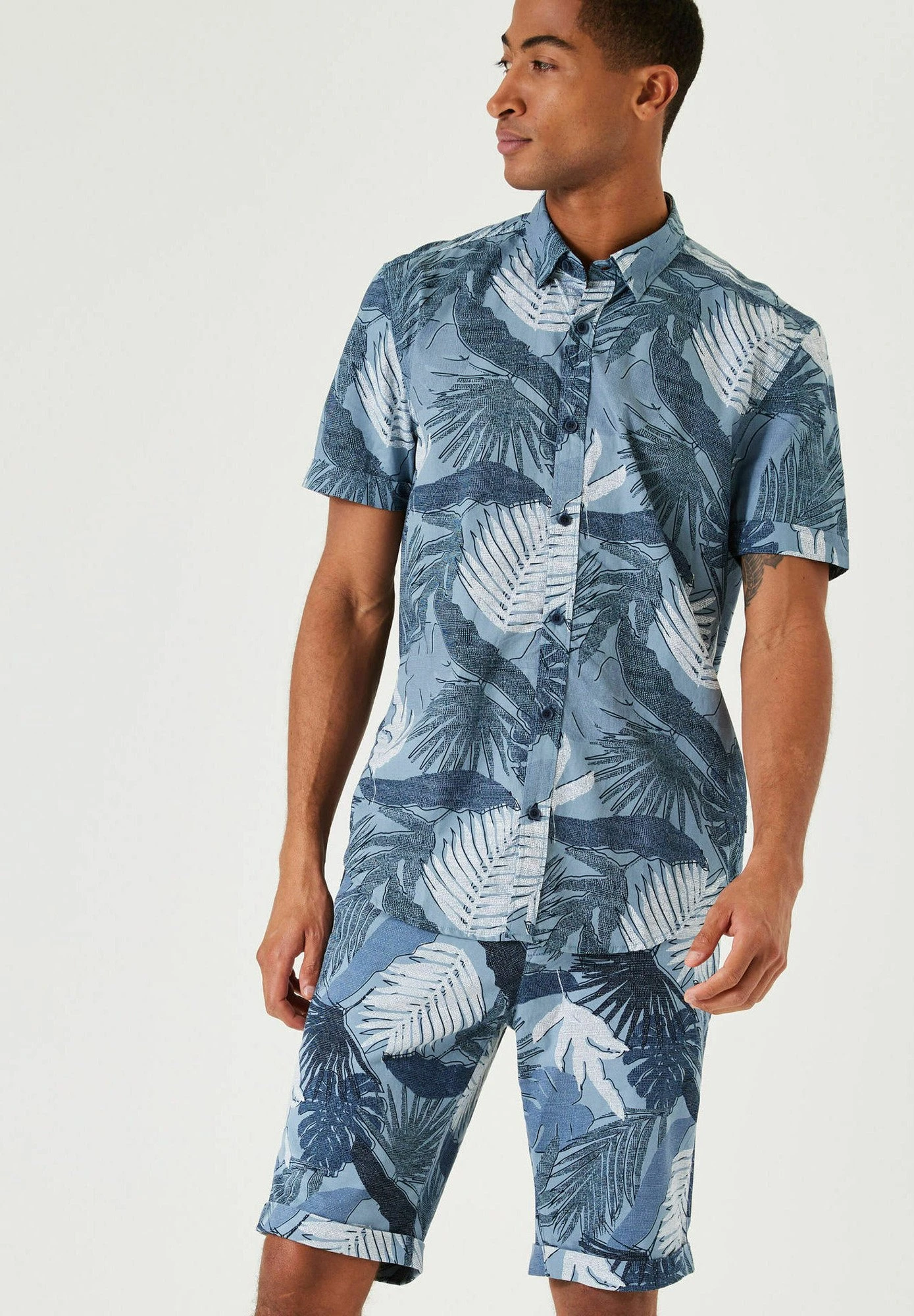 Garcia Shorts - Stone Blue 1 Garcia Shorts - Stone Blue