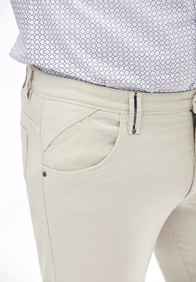 Textured Five Pocket Slim Fit - Broek - Beige Claro 3 Textured Five Pocket Slim Fit - Broek - Beige Claro - Afbeelding 3
