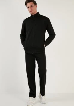 Slim Fit - Trainingspak - Black