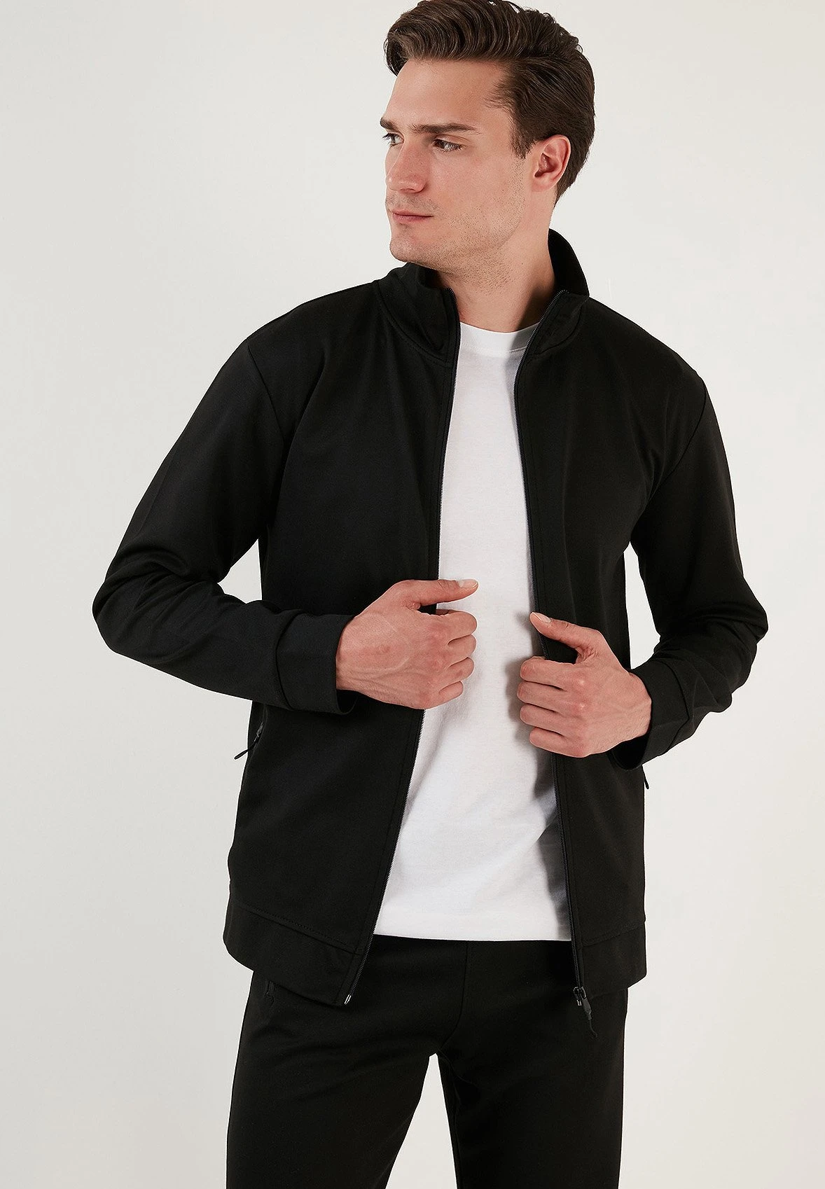 Slim Fit - Trainingspak - Black 4 Slim Fit - Trainingspak - Black - Afbeelding 4