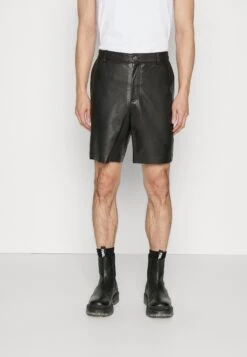 Roberto Short- Shorts - Black Liverpool